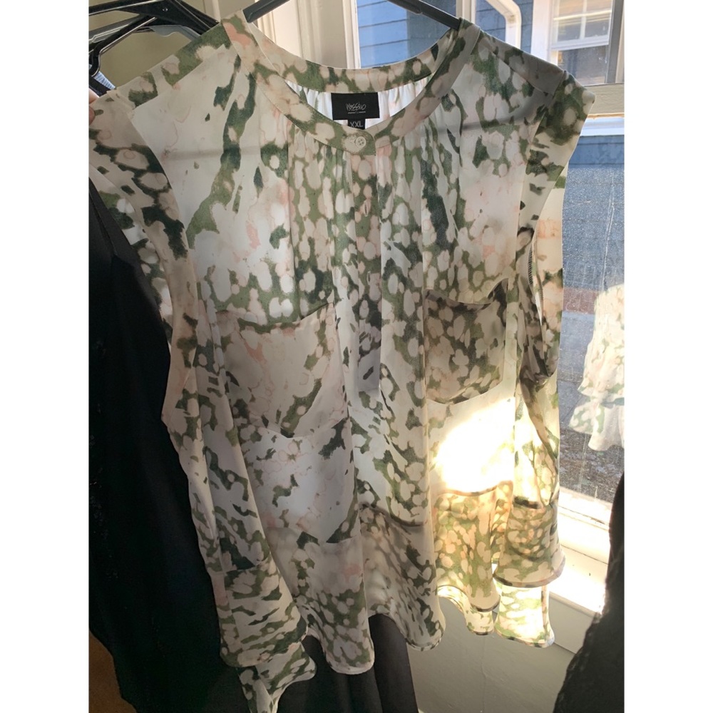 Cute work top